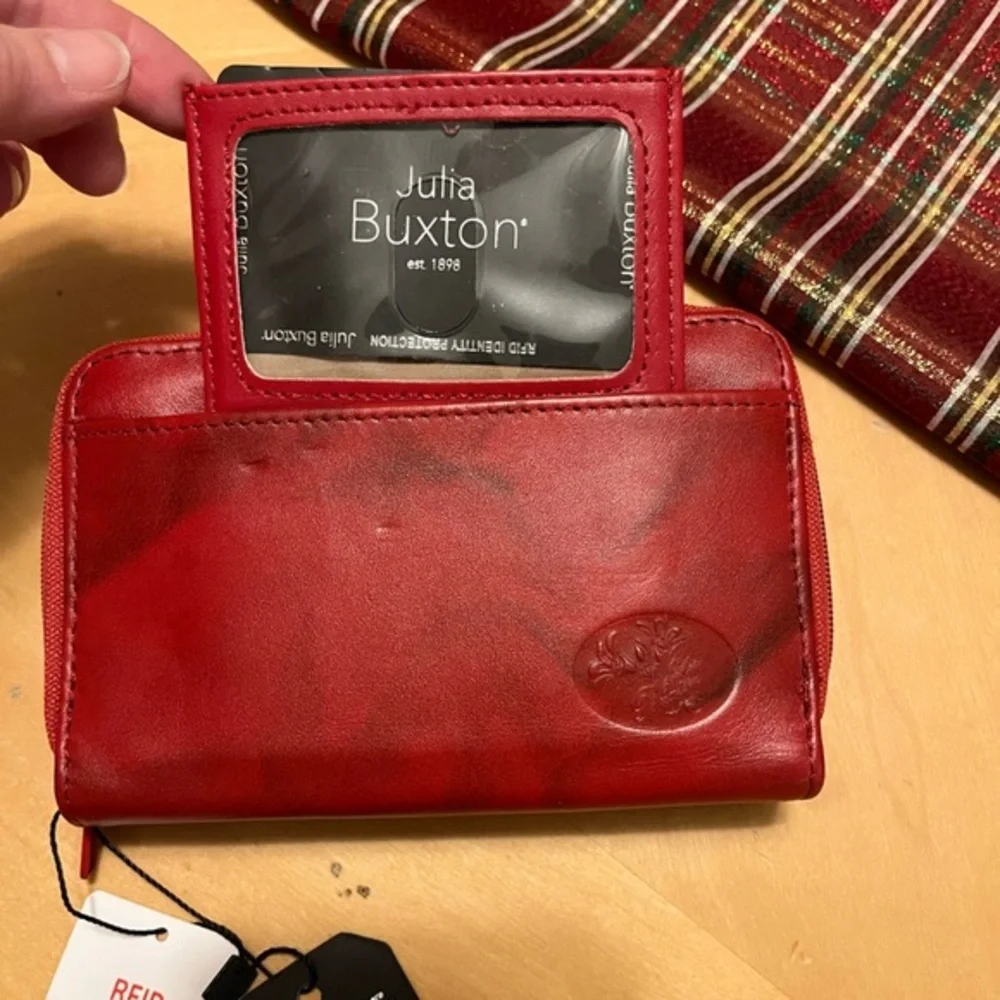 Buxton elegant red